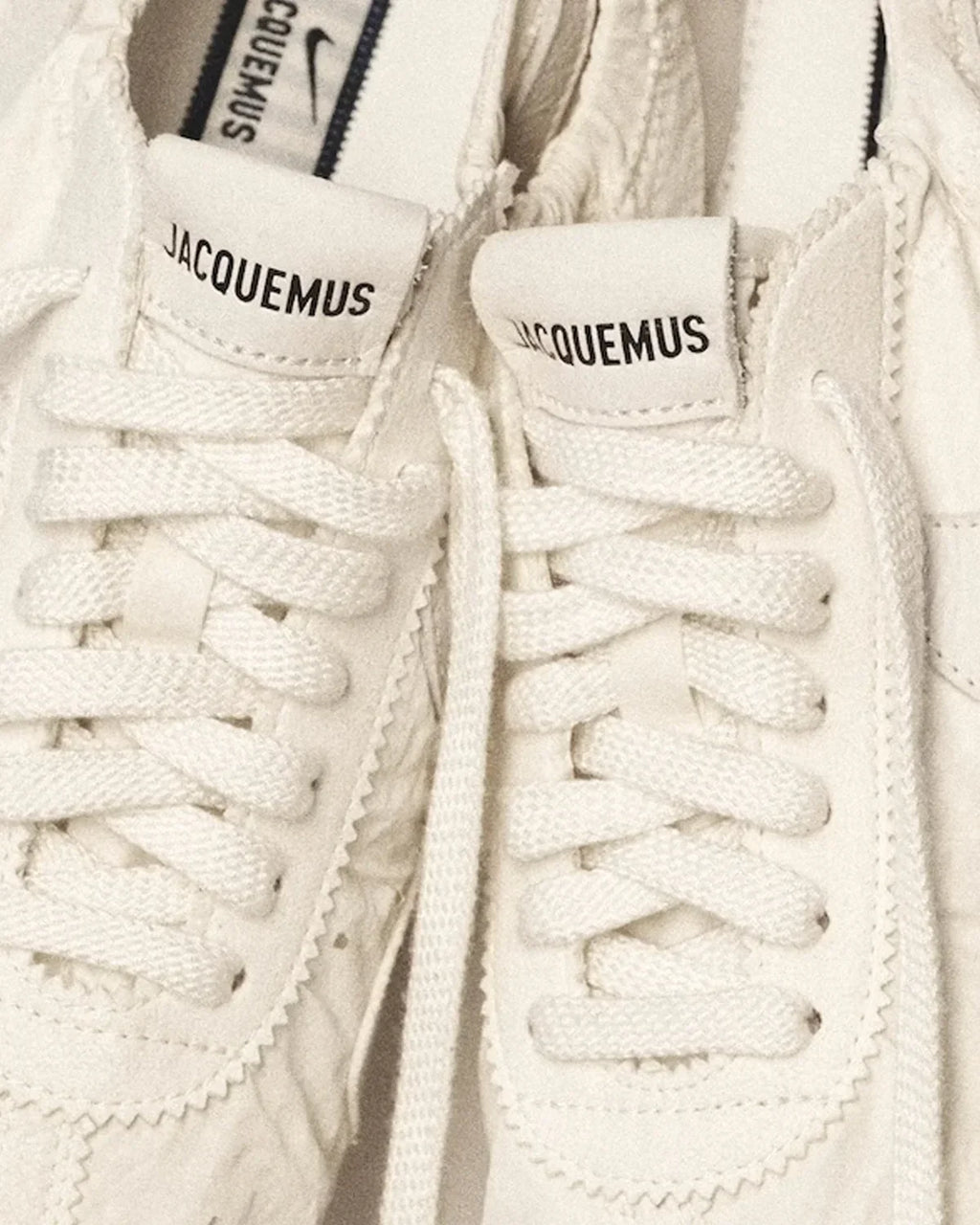 Jacquemus - Moon (Women's)